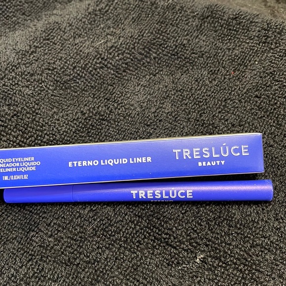 Tresluce Beauty liquid Liner Pen NIB - Picture 1 of 4